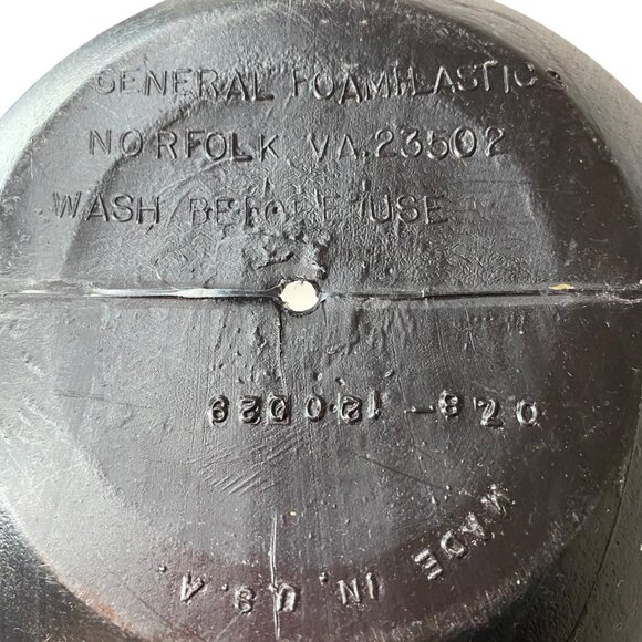 Vintage Black Plastic Halloween Cauldron Winged Devil Bat Magic Trick or Treats - Picture 4 of 5